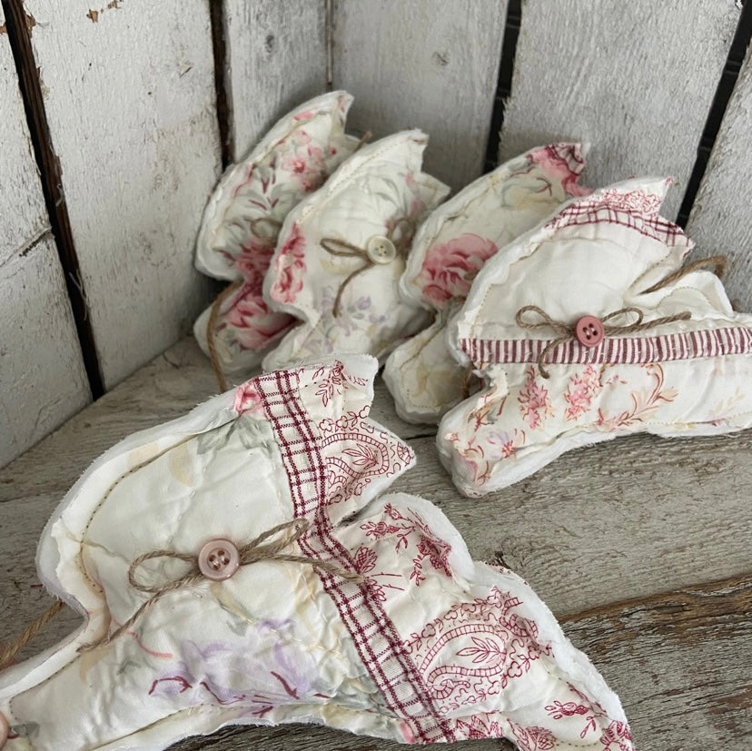 Quilted Bunnies Spring Garland from Vintage Floral Quilt-5 foot