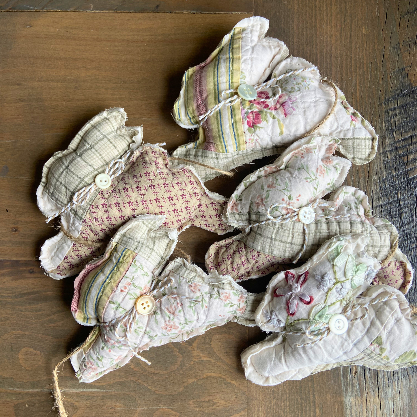 Quilted Bunny Garland Cottage Floral-4 ft