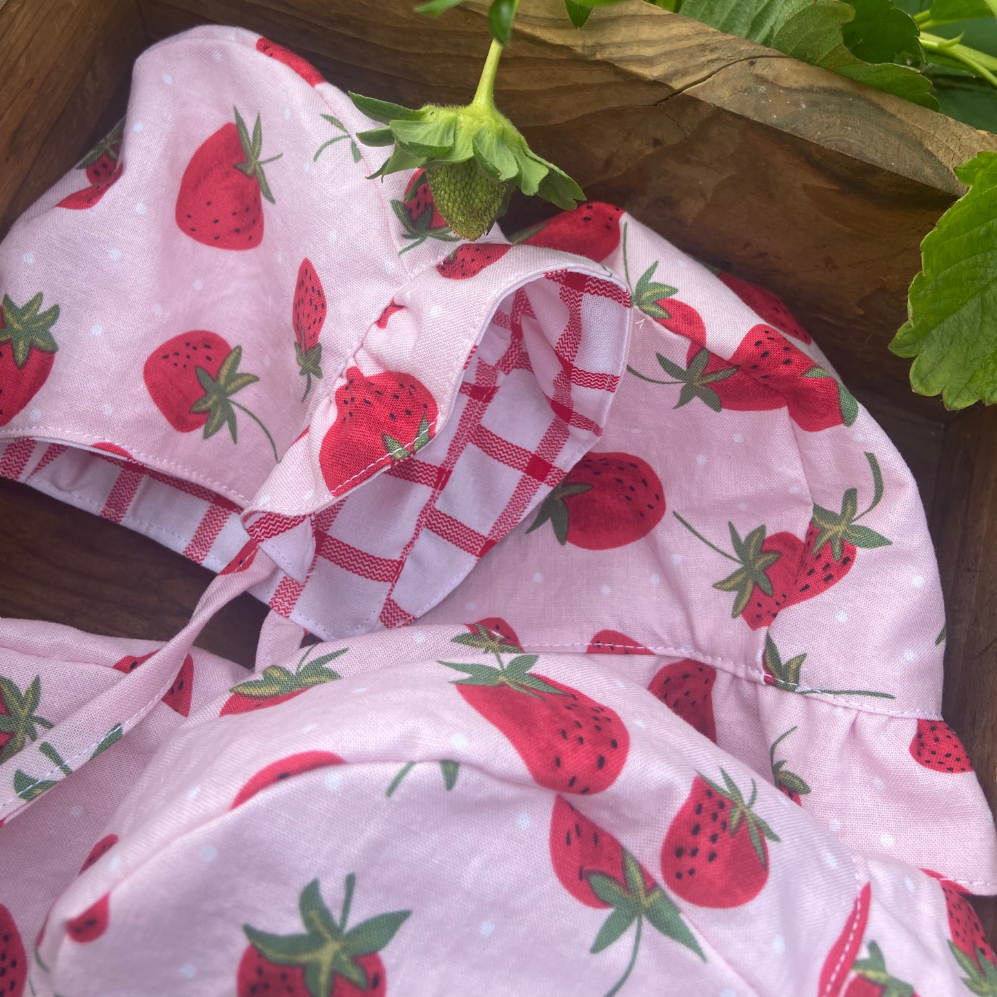 Strawberry Baby Bonnet w/ties