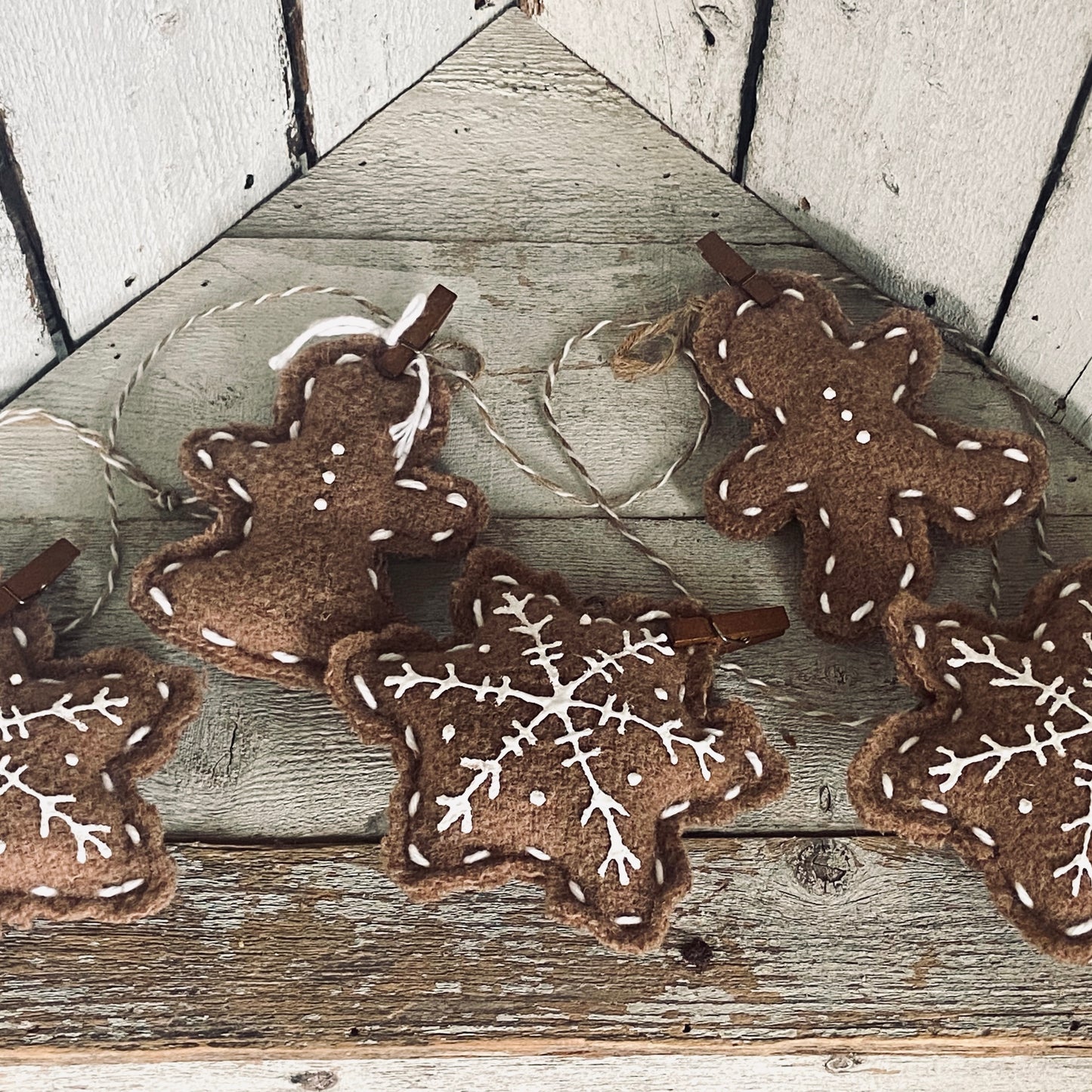 Gingerbread Cookies Garland-4 foot