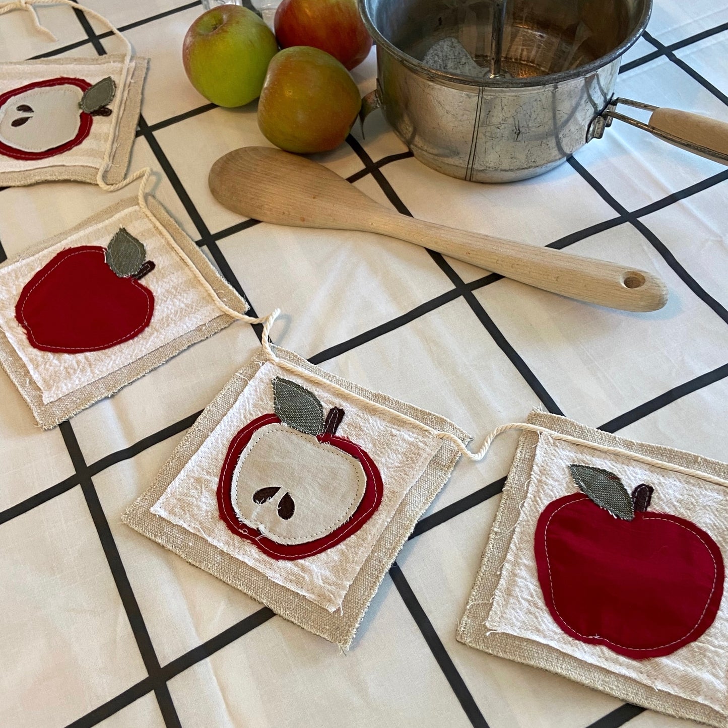 Apple Canvas Bunting Banner Fall Farmhouse Decor 4-foot