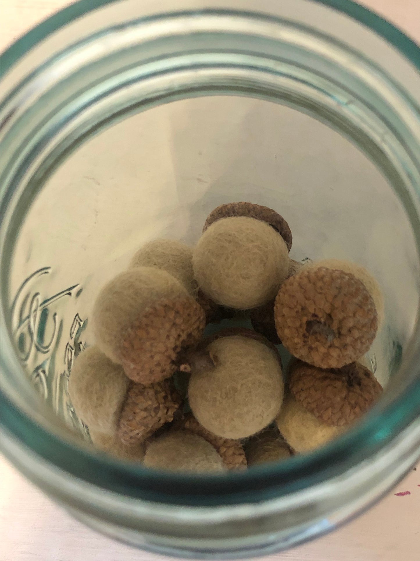 Felted Wool Acorns in Tan-20mm with Red Oak Caps 15 ct