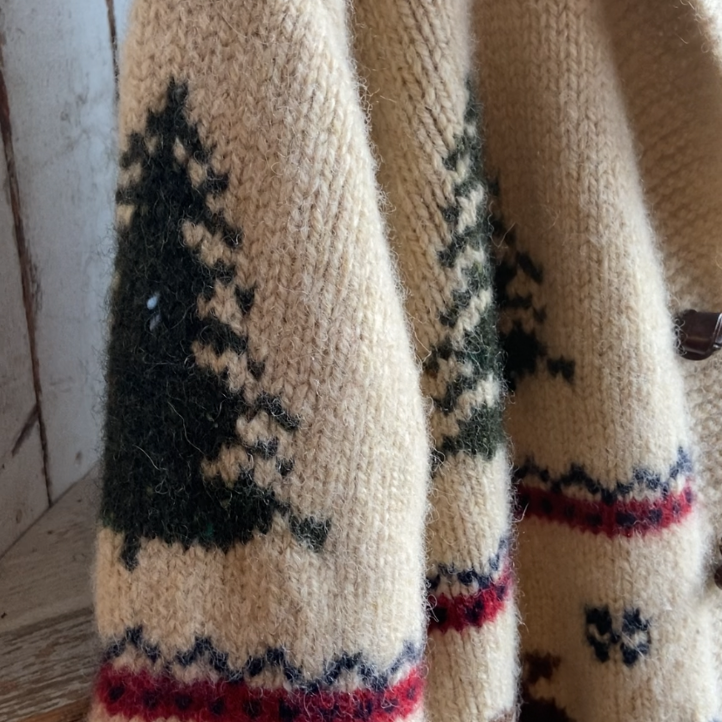 Vintage L.L. Bean Hand-Knit Wool Cardigan – Reindeer & Pine Trees