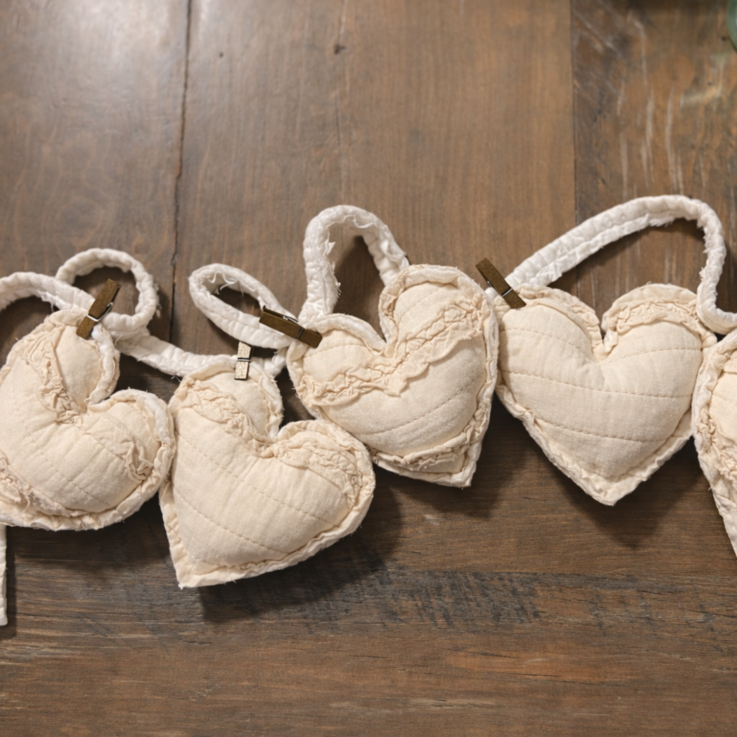 Ruffle Quilted Heart Garland Vintage Cream Quilt-4 ft