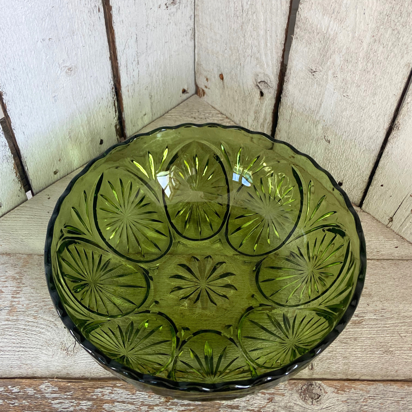 Green Vintage Glass Serving Bowl