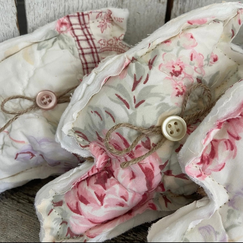 Quilted Bunnies Spring Garland from Vintage Floral Quilt-5 foot