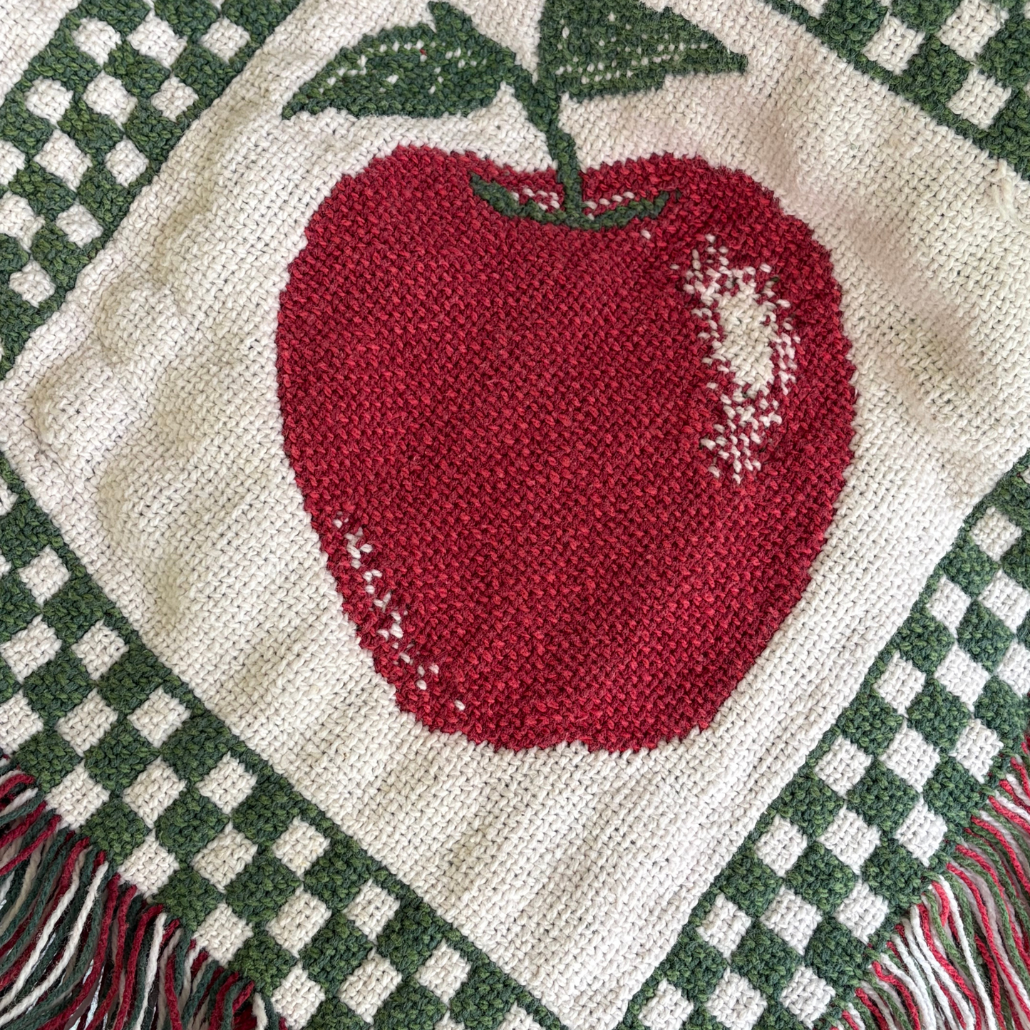 Vintage Apple Tapestry Throw Blanket