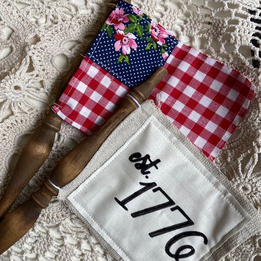 Patriotic Spindle Fabric Flags Gingham & Blue Floral & 1776