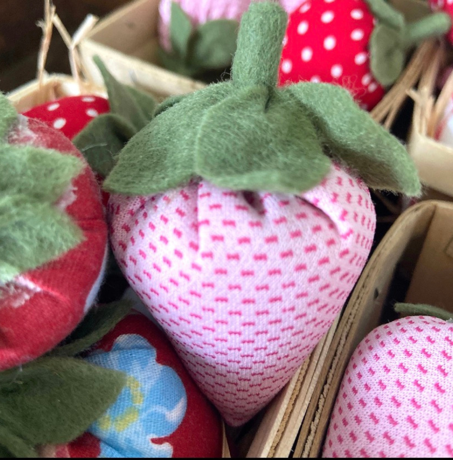 Handmade Fabric Strawberries – Vintage Calico Prints for Summer Farmhouse Decor