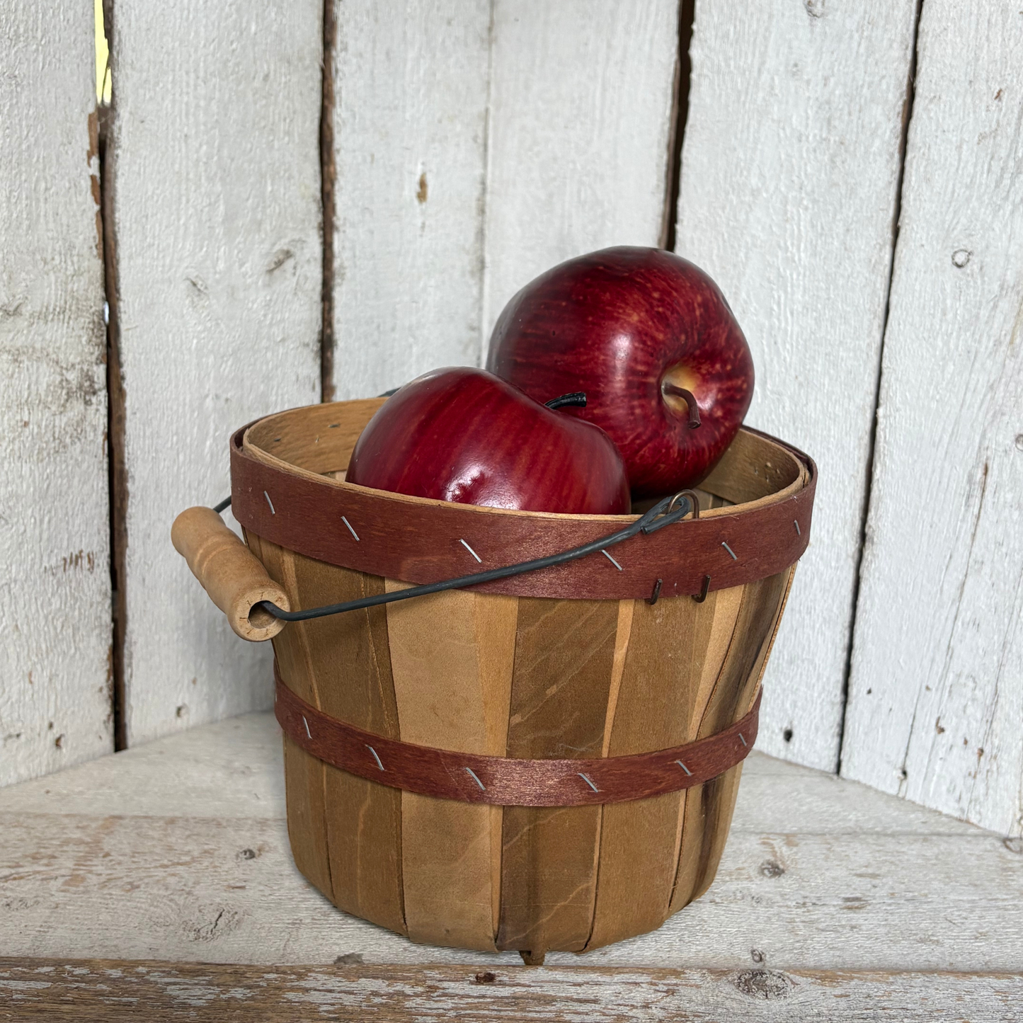 Vintage Apple Basket w/ Apples