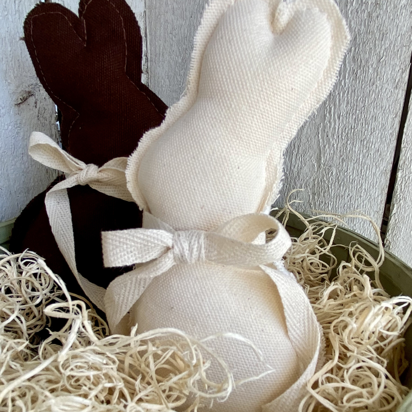 7” White & Milk Chocolate Bunny – Old Fashioned Easter Candy set of 2