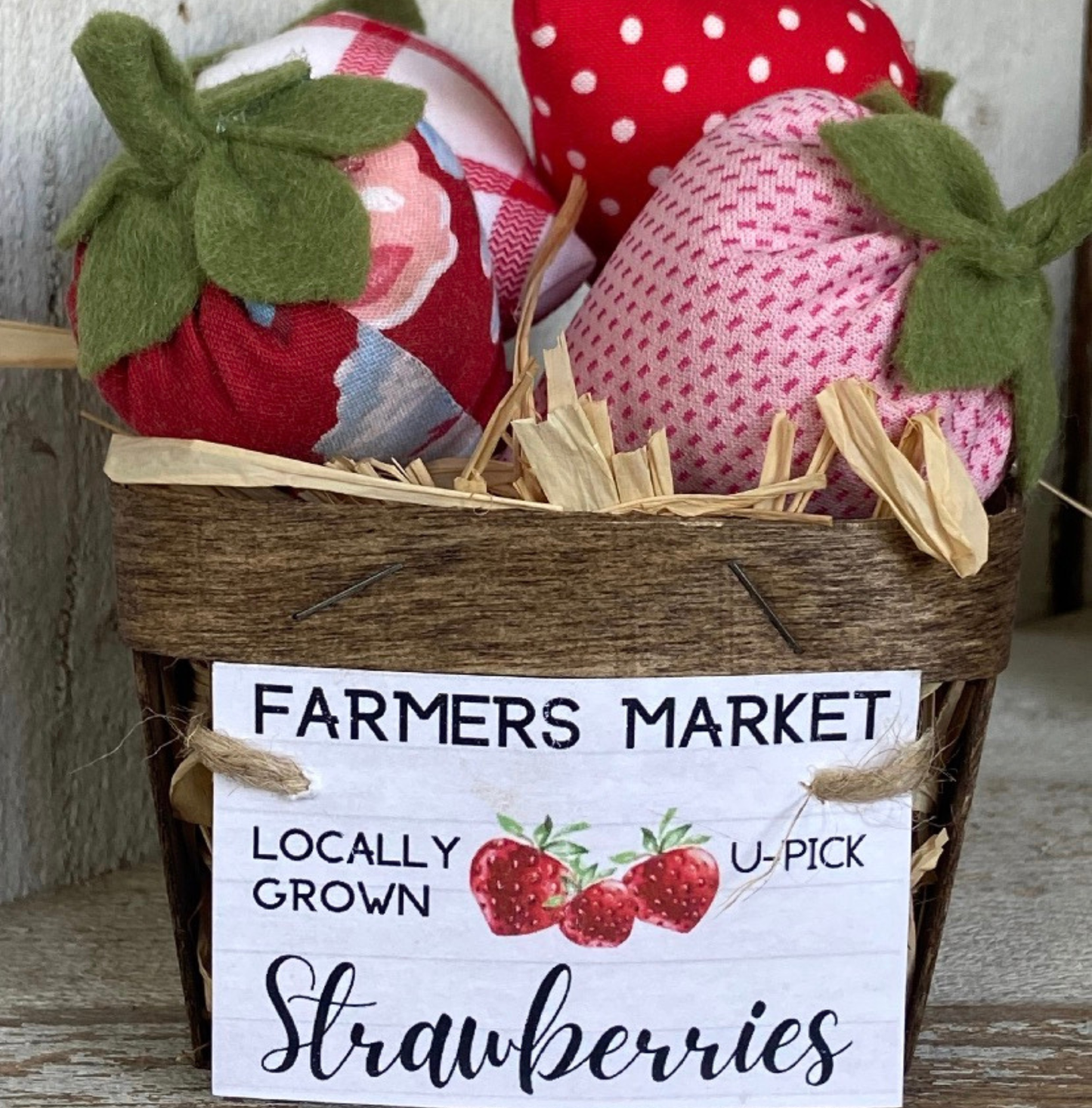 Handmade Fabric Strawberries – Vintage Calico Prints for Summer Farmhouse Decor