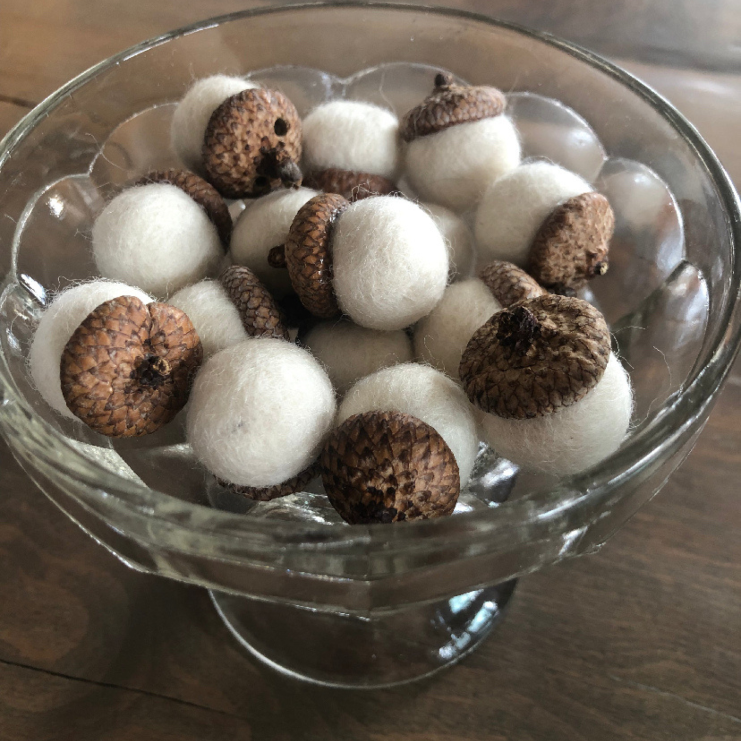 Felted Wool Acorns in Ivory-20mm with Red Oak Caps 15 ct