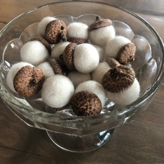 Felted Wool Acorns in Ivory-20mm with Red Oak Caps 15 ct