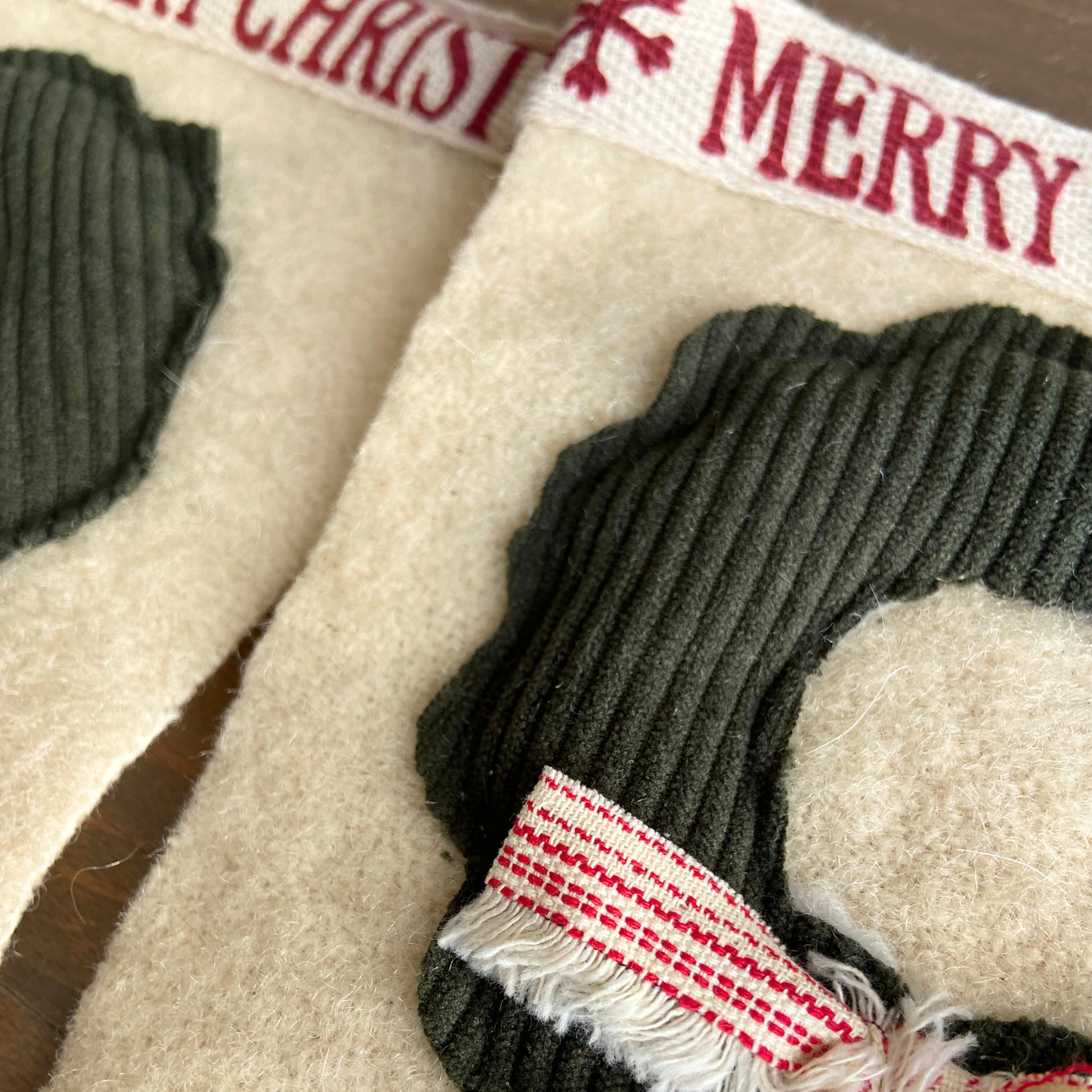 Merry Christmas Wreath Banner