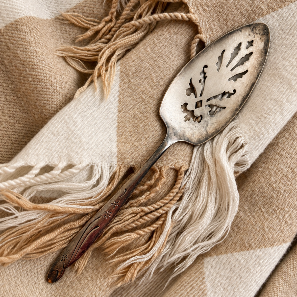 Vintage Pierced Pie Server-#1