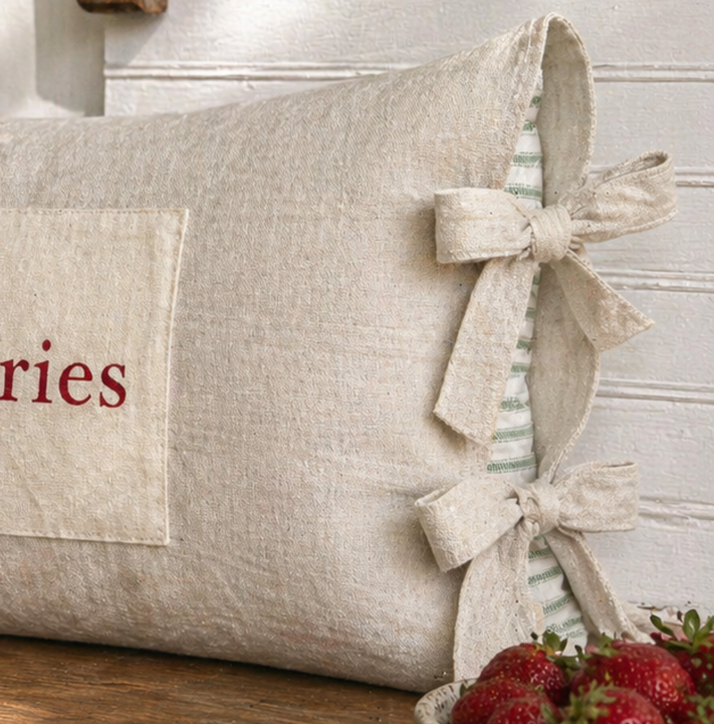 Strawberries Linen Tie Pillow w/green & white stripe insert