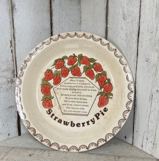 Vintage Strawberry Pie Plate – Farmhouse Recipe Dish w/recipe