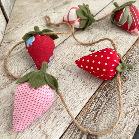 Fabric Strawberries Garland-3 feet, summer farmhouse decor, strawberry party